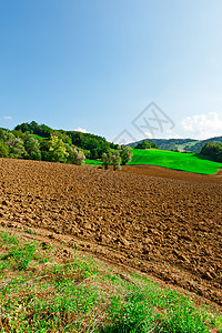 山丘村庄地面草地土地牧场地球爬坡场地国家农村图片