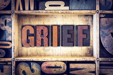 Grief 感悲伤概念图片