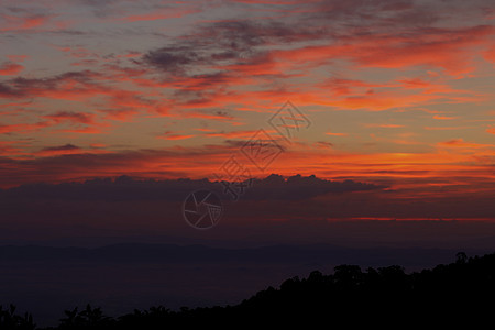 山上天空更替橙子全景太阳天气阴影戏剧性天堂景观蓝色首都图片