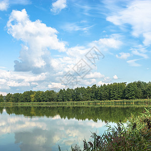 湖海洋季节池塘反射风景蓝色天堂旅行天空地平线图片