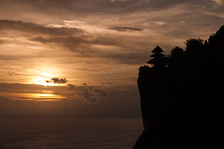 印度尼西亚 巴厘岛印度尼西亚天空阳光海洋蓝色晴天热带假期橙子旅游波浪图片