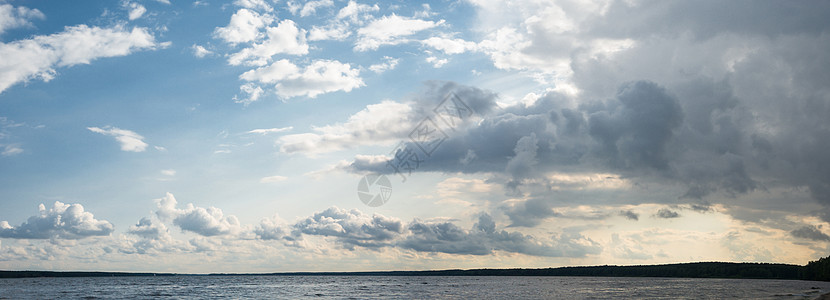 飞云湖湖镜子晴天阳光天空海浪风景反射海洋环境太阳背景