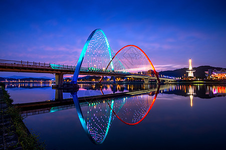 南韩大田博览会桥吸引力景观活力旅游展示旅行世界彩虹喷泉场景背景图片