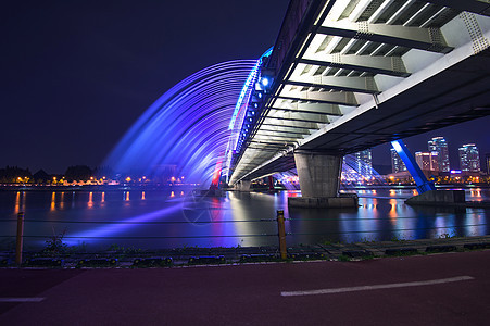 韩国博览会桥彩虹喷泉秀彩虹半坡旅行活力记录吸引力地标城市喷泉旅游背景图片