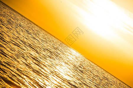 海面上的日落季节墙纸蓝色太阳热带阳光天气反射海浪海洋图片