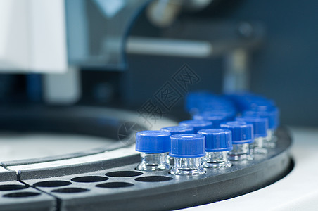 等待分析的样本小瓶排成行进样器技术实验室制药生物气体科学化学品化学药店图片