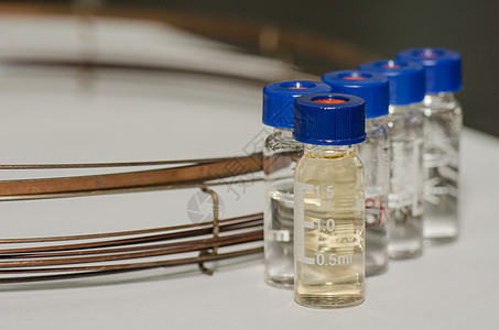 样本小瓶等待分析技术科学样品药品进样器化学品药店制药化学实验室图片