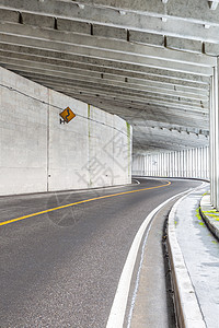 山地隧道安全城市白色建筑学交通踪迹运动旅行路线汽车图片