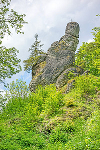 著名的温通 温通 斯瓦比亚阿尔卑斯山旅游小路风景农村天空远足陨石山脉环境季节图片