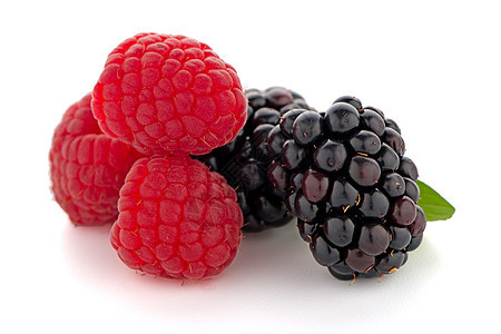 带黑莓的草莓水果白色药店草本植物红色覆盆子叶子治疗甜点浆果图片