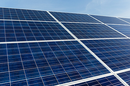 蓝色太阳能电池板植物镜子光伏电气技术车站日落日出阳光晴天图片