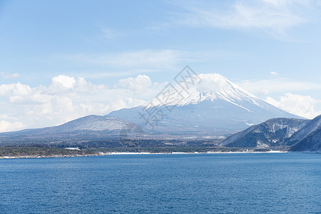 藤湖和山山图片