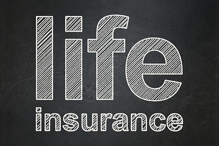 生命保险保险概念 黑板背景上的人寿保险合同事故木板教育粉笔生活学校学习课堂投保人背景