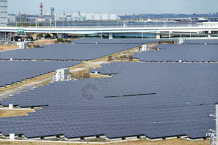 工业城市太阳能电池板;图片