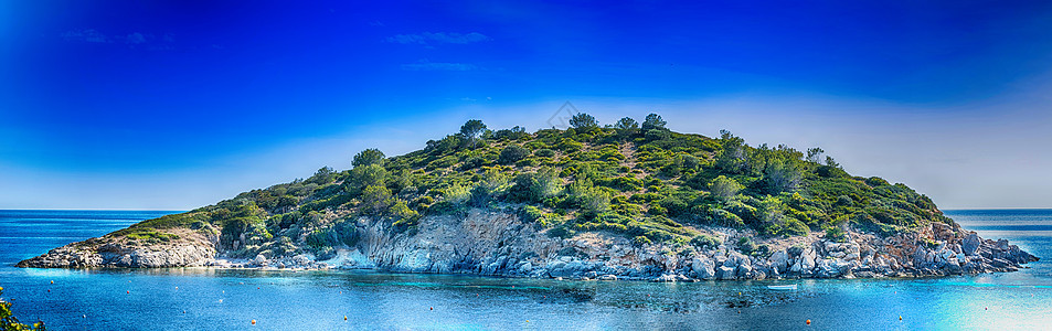 西班牙马洛卡岛西海岸偏僻的全景游泳旅游蓝色天堂海岸酒店海滩海洋游客家庭图片