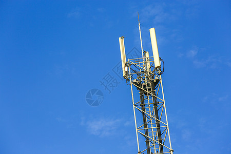外面高电信网络天线的高度电信网天线电讯技术电磁场海浪建筑学热点上网金属手机讲话图片