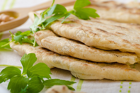 黎巴嫩面包 皮塔面包蔬菜糕点草药午餐美食生物食物鹰嘴盘子豆泥图片