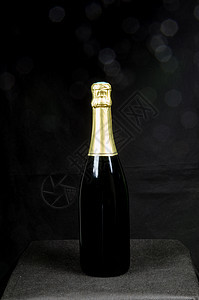单瓶发光葡萄酒图片