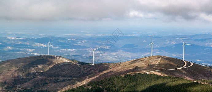 叶风发电机旋转全景力量活力天空生态电机螺旋桨绿色白色图片