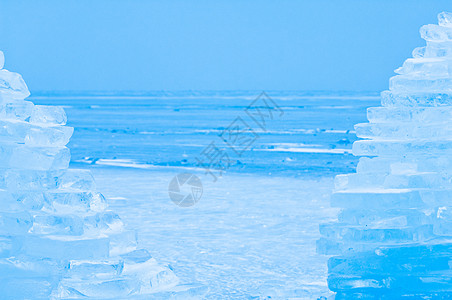 冷冻的巴拉顿湖与冰塔的冬季场景冰袋冰山季节冰川海洋水晶编队环境气候冻结图片