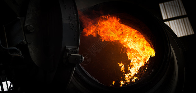钢铁厂充热钢钢包液体金属火灾溪流投掷橙子行动钢厂工作图片