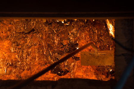 钢铁厂充热钢模具辉光冶金铸造火焰火灾钢厂橙子铸件液体背景图片