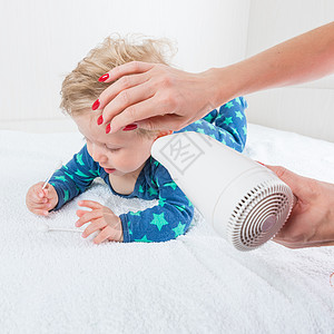婴儿毛发耳朵烘干孩子吹风机新生卫生头发毛巾拭子家庭图片