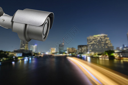 闭闭路电视安保摄像头 保护你家不受盗贼的侵袭控制监视手表技术记录相机监视器蓝色天空电子图片