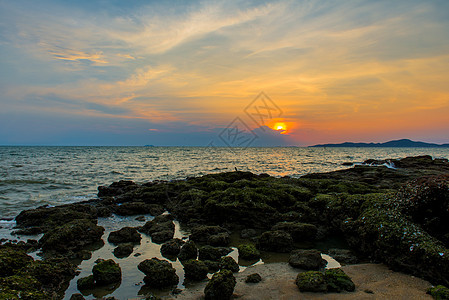 泰国热带海滩上美丽的夕阳 泰国的热带海滩图片