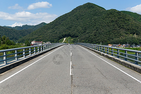 平面公路冒险乡村路线沥青绿色天空正方形场地赛道自由图片