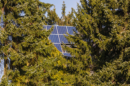 屋顶上的太阳能收集器建筑活力生态意识细胞回收光伏溪流环保发电机图片