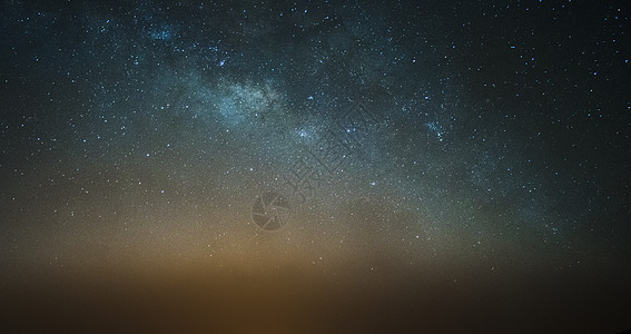 银河系 美丽的夏夜天空和星星 背景图片