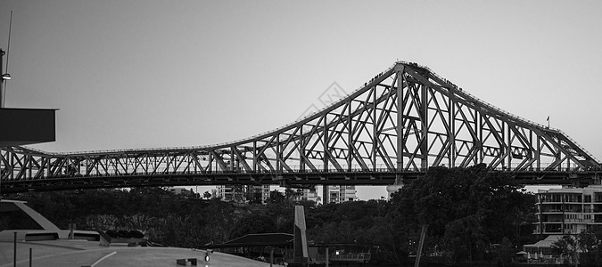 昆士兰布里斯班的故事桥城市渡船码头摩天大楼天空办公室反思天际跨度首都图片