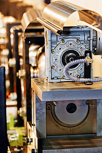 大型电动发动机的Gearbox商业电气线圈工厂技术工程机器机械齿轮生产图片