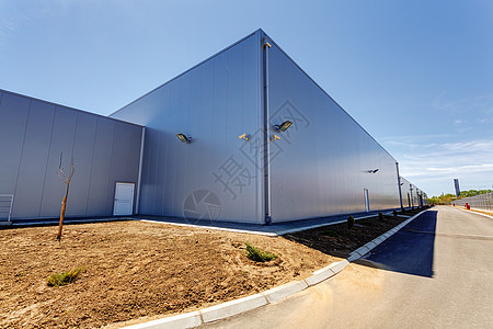 工业建筑上的铝立面工厂盘子材料控制板玻璃技术贮存加载金属蓝色图片