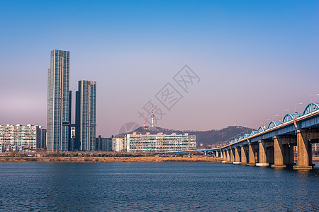 南科尔首尔汉河东杰克桥和首尔塔图片
