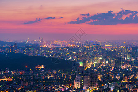 韩国 晚上在汉城 南韩城市天际景观建筑学风景电视都市商业建筑物场景天线市中心图片