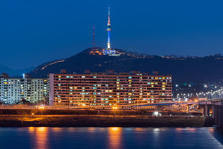 韩国 晚上在汉城 南韩城市天际娱乐都市建筑学场景商业风景天线市中心建筑物电视图片