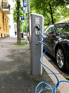 奥斯陆电动汽车充电站加载力量越野车驾驶燃料车站技术电池城市收费图片