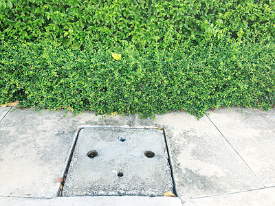 水泥排水口金属石头发泄检修土壤街道管道裂缝下水道城市图片