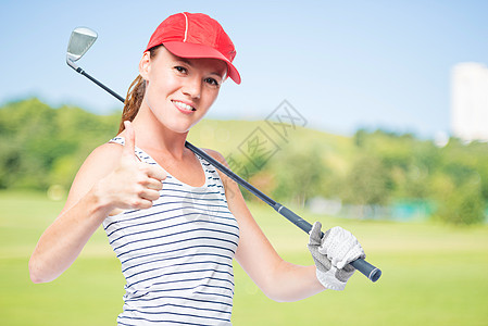 Golfer 年轻 成功与高尔夫球俱乐部 在g的背景背景图片