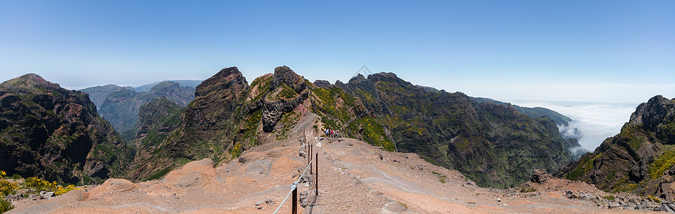 观景台晴天高度顶峰远足地形旅行石头场景假期景点图片