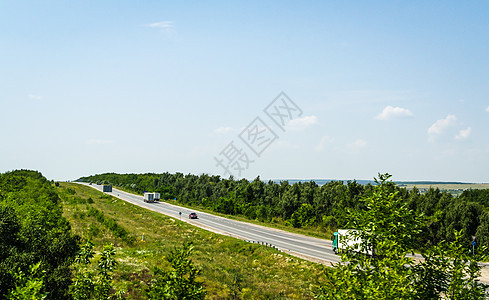 汽车在田地里行驶风景旅行沥青路线环境线条运动地平线蓝色曲线图片