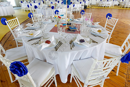 婚礼装饰表集丝带陶器宴会文化花朵用餐蓝色桌布大厅风格图片