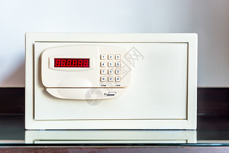 保险箱 有密码锁 在酒店的柜台特写图片