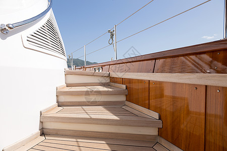 豪豪豪帆帆船零部件详情晴天材料反思奢华技术木头旅游不锈钢甲板图片