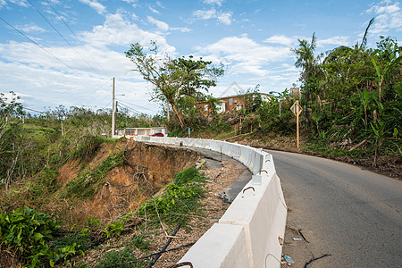 波多黎各的  玛丽亚  飓风泥石流灾难破坏天空图片