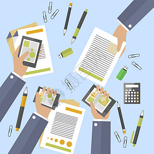 商业人士忙碌的器具和文件手 大生意签了字 条约计算利润 年度或月度报告 平板设计图片