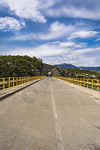 希腊Evrytanania地区Kremasta湖桥图片
