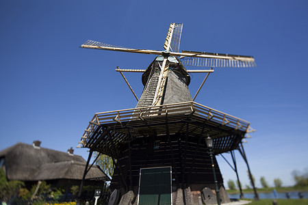 荷兰内地的荷兰风车建筑学遗产乡村文化农村牧场场地场景历史天空图片